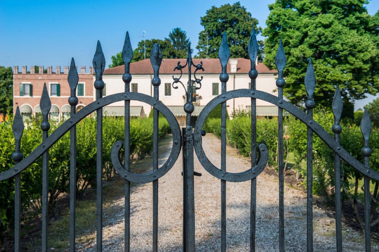 Agriturismo Lecolombare Ногароле-Рокка Экстерьер фото